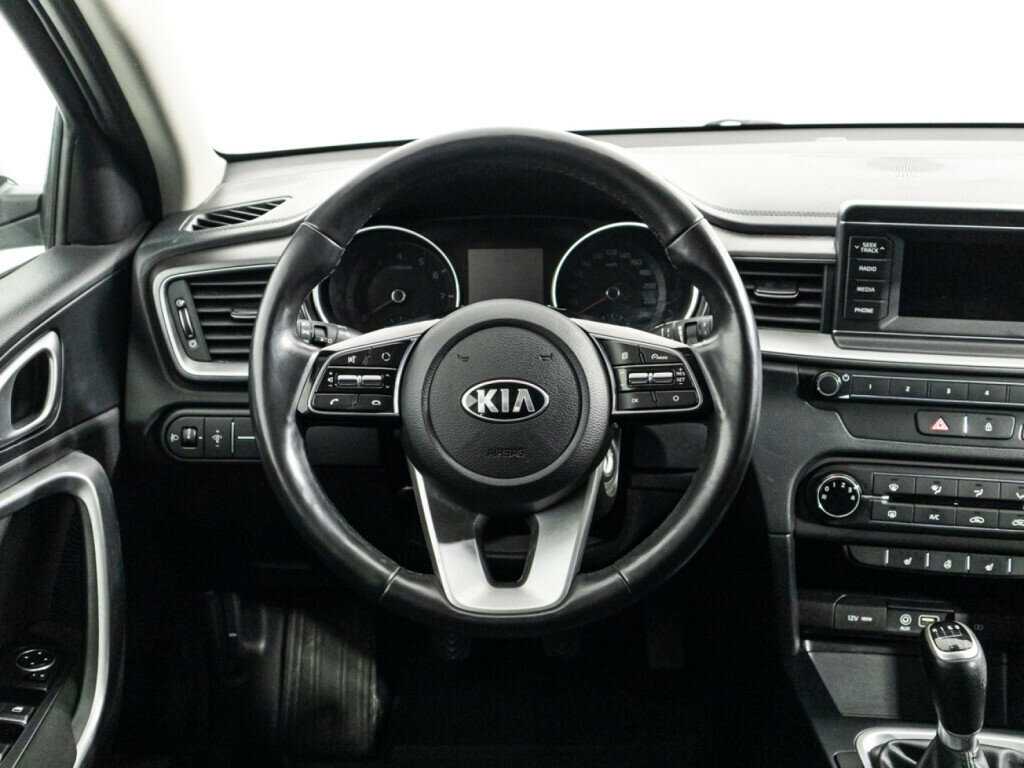 Kia Ceed с пробегом — 2019 год. Фото: #17