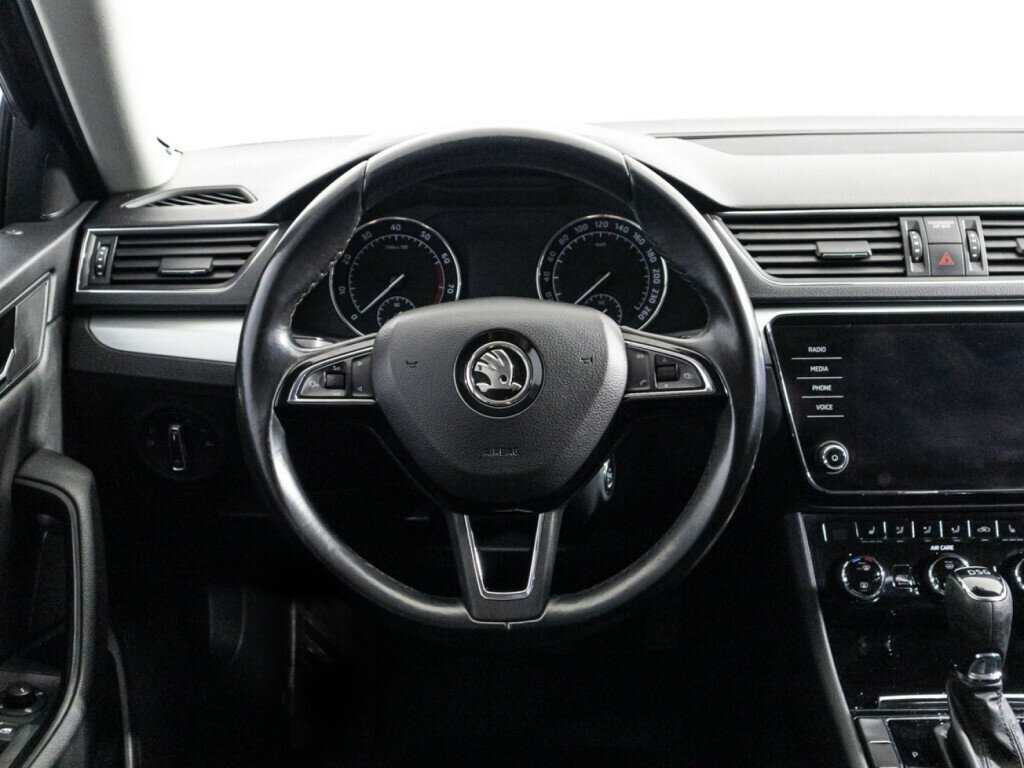 Skoda Superb с пробегом — 2017 год. Фото: #18