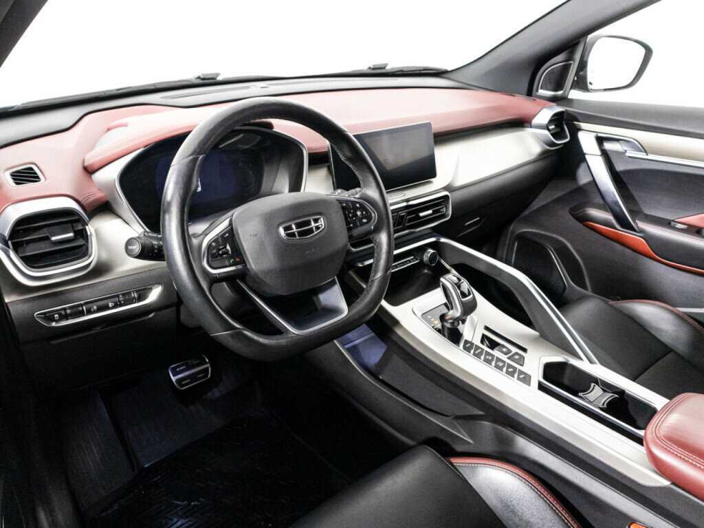 Geely Coolray с пробегом — 2021 год. Фото: #10