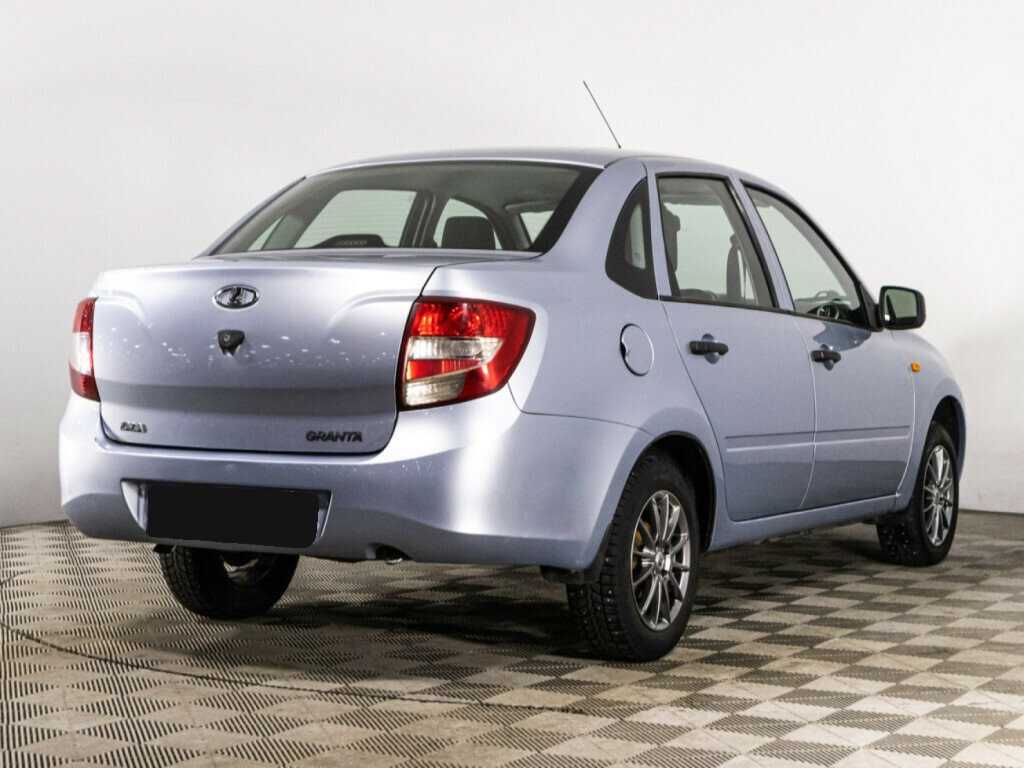 Lada (ВАЗ) Granta с пробегом — 2013 год. Фото: #4