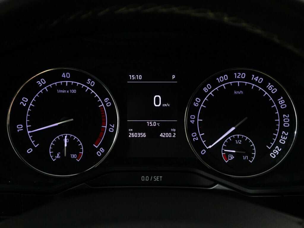 Skoda Superb с пробегом — 2018 год. Фото: #9