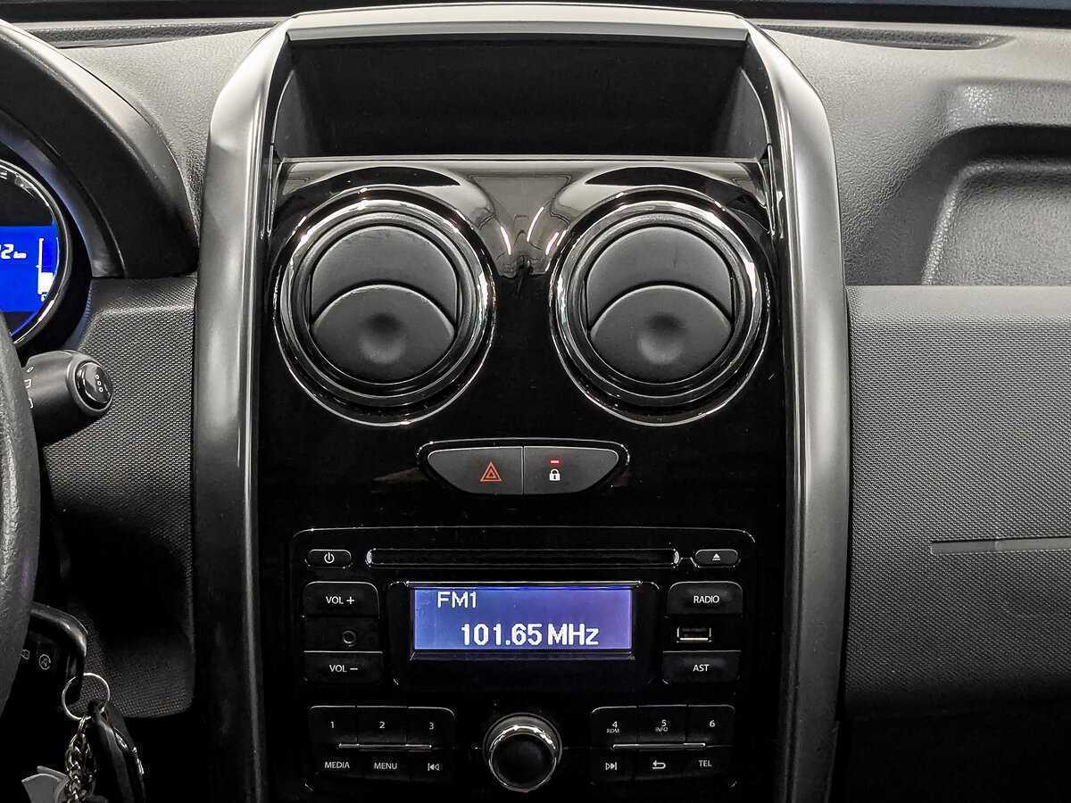 Renault Duster с пробегом — 2015 год. Фото: #16