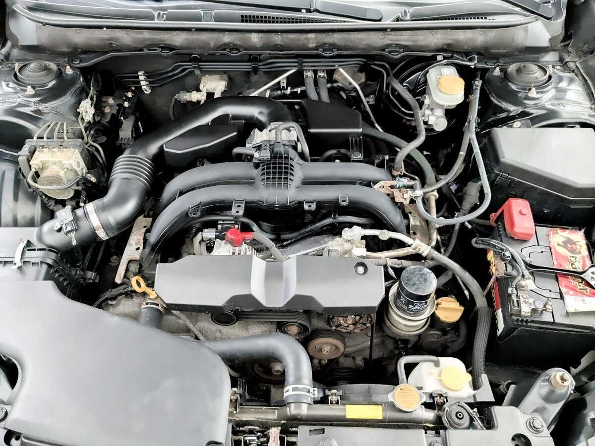 Subaru Outback с пробегом — 2015 год. Фото: #8