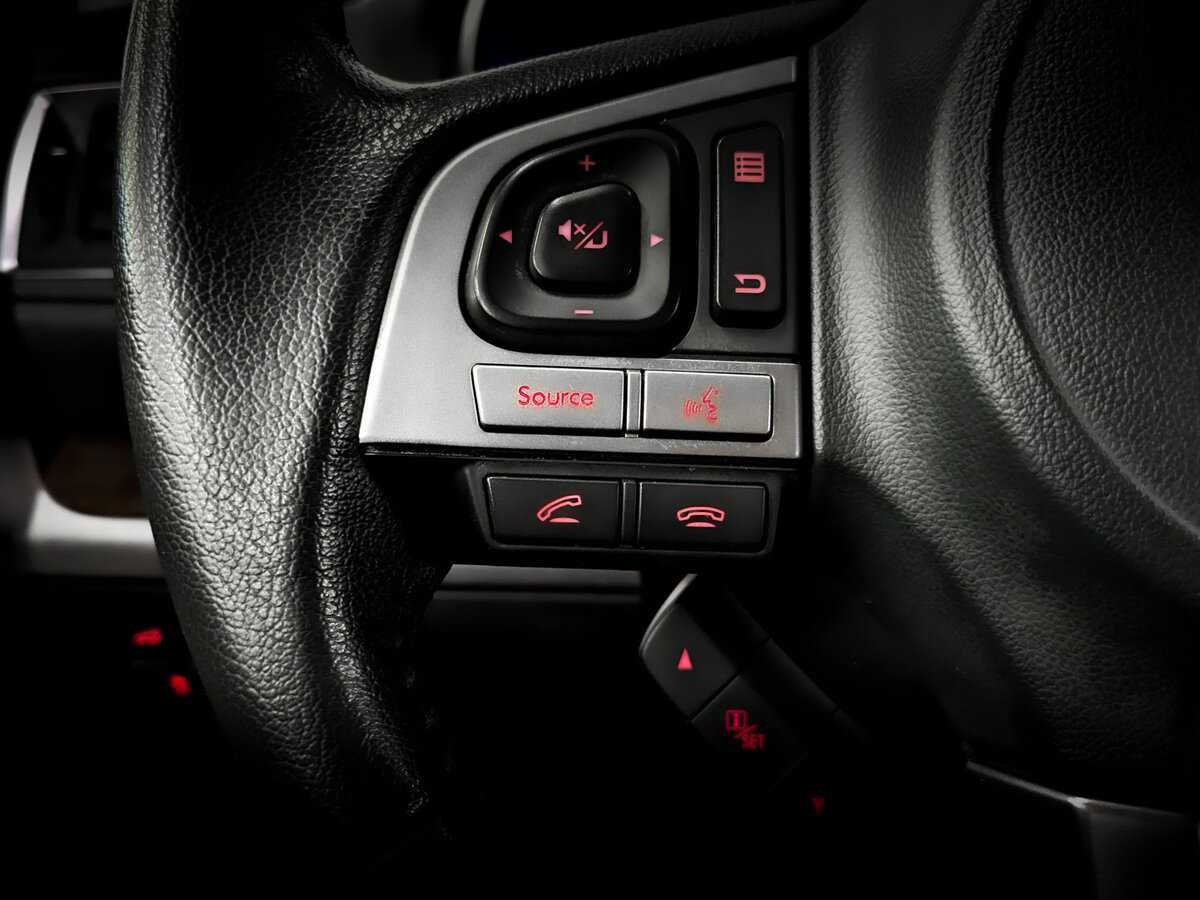 Subaru Outback с пробегом — 2015 год. Фото: #28