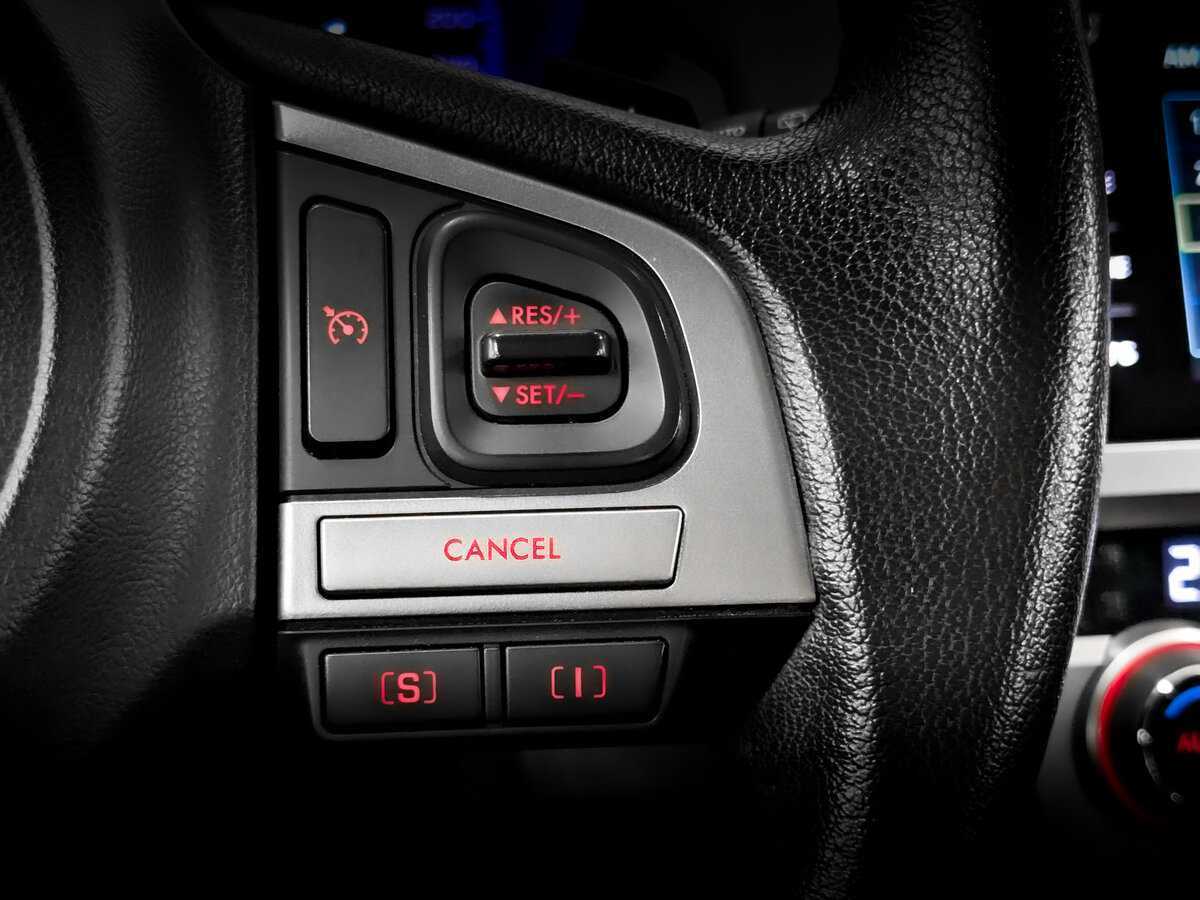 Subaru Outback с пробегом — 2015 год. Фото: #29