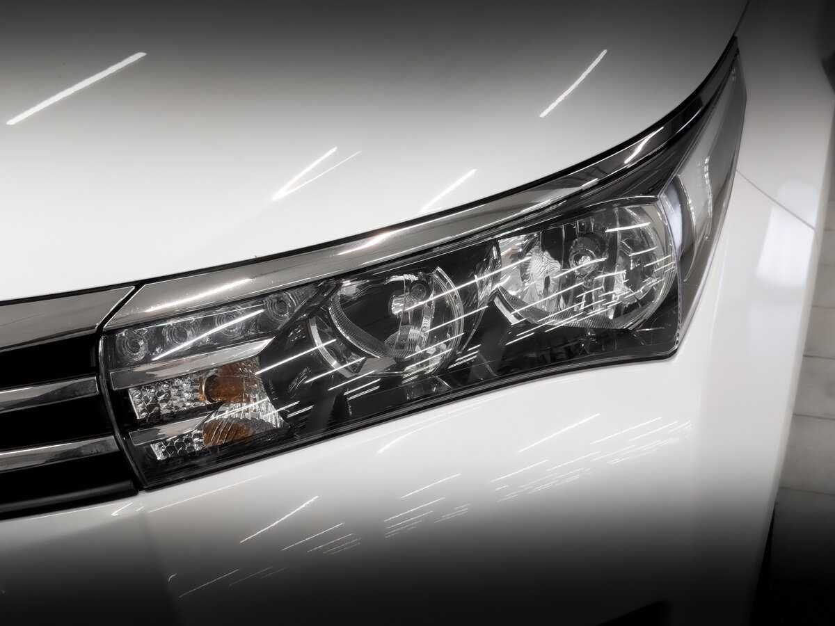 Toyota Corolla с пробегом — 2014 год. Фото: #16