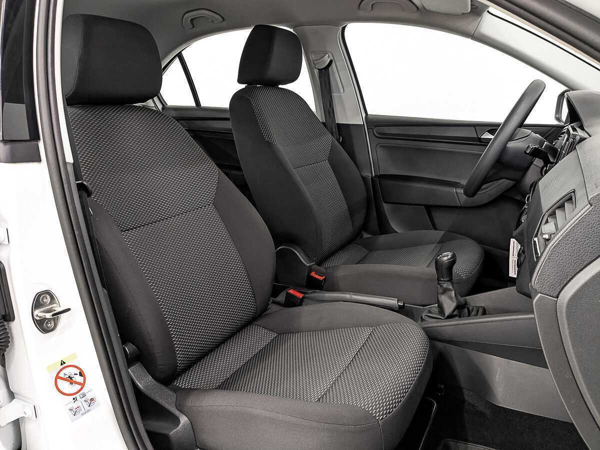 Volkswagen Polo с пробегом — 2020 год. Фото: #23