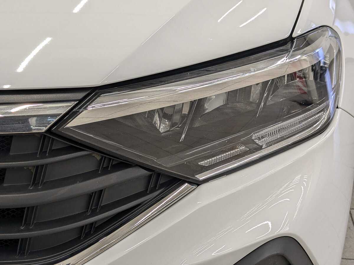 Volkswagen Polo с пробегом — 2021 год. Фото: #10