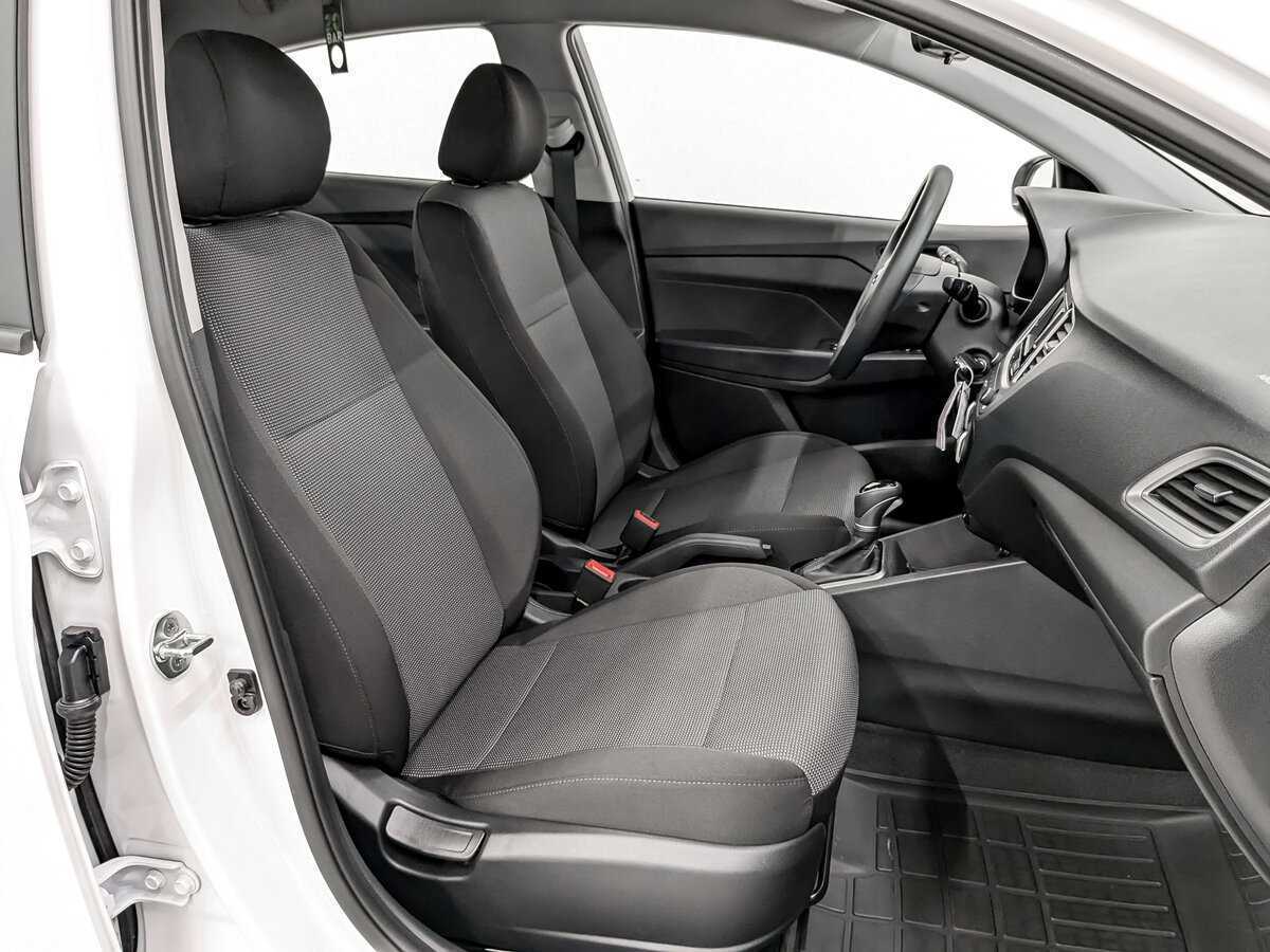 Hyundai Solaris с пробегом — 2021 год. Фото: #20