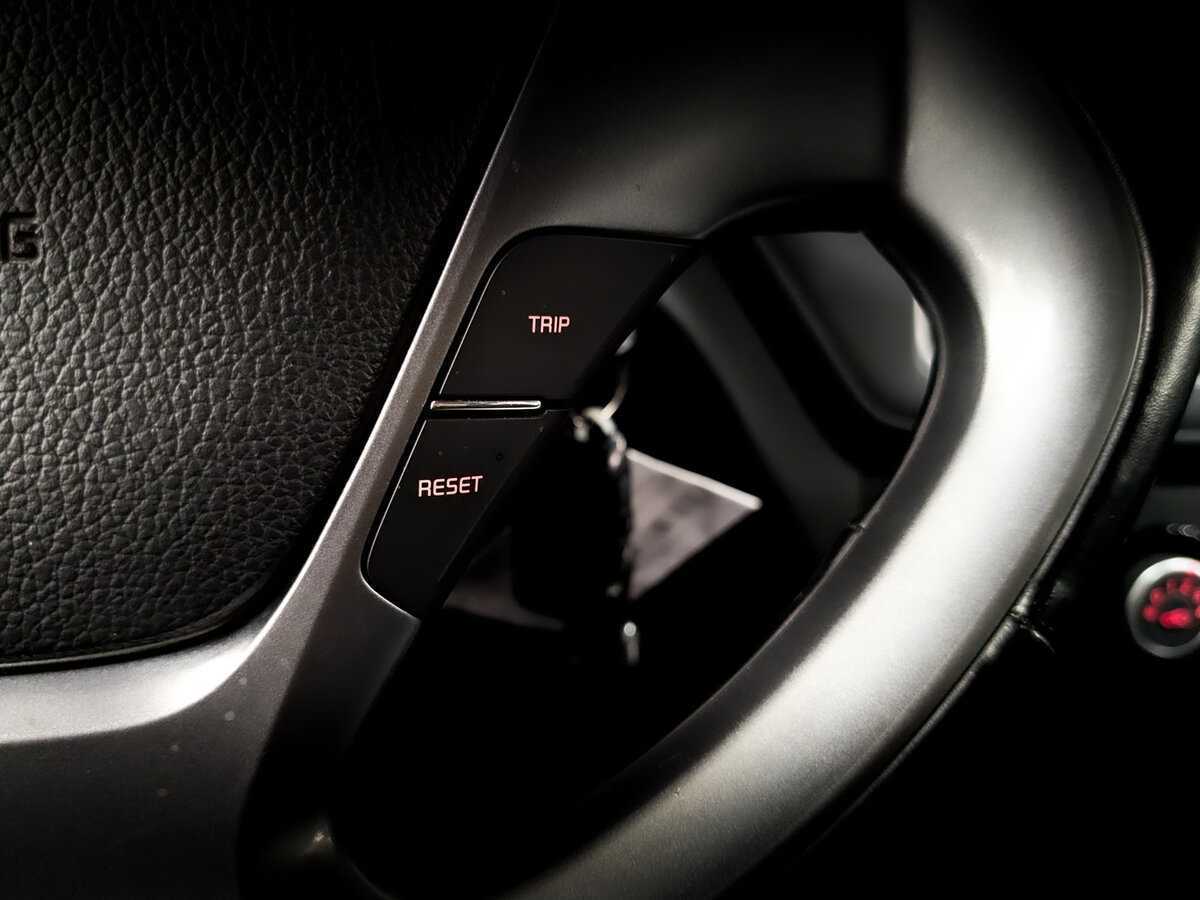 Kia Rio с пробегом — 2015 год. Фото: #22