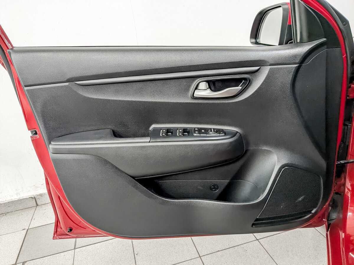 Kia Rio с пробегом — 2021 год. Фото: #16