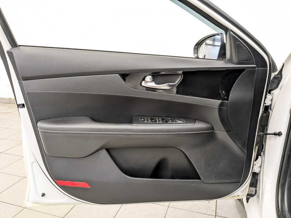 Kia Cerato с пробегом — 2019 год. Фото: #16