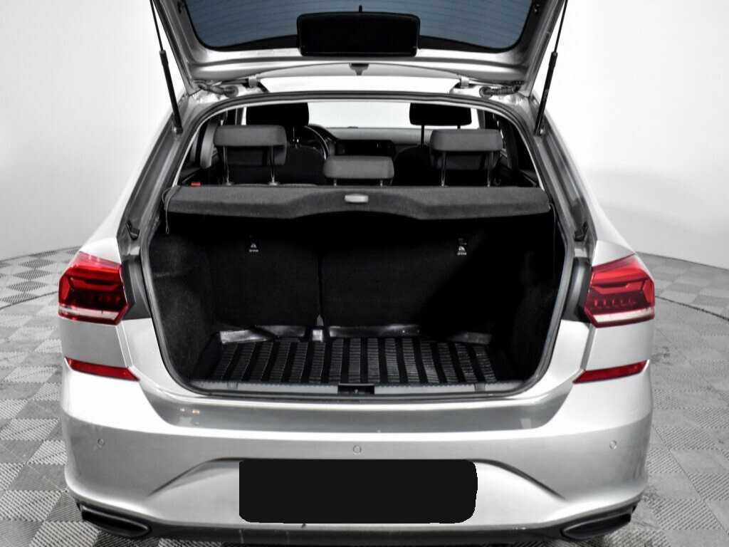 Volkswagen Polo с пробегом — 2021 год. Фото: #8