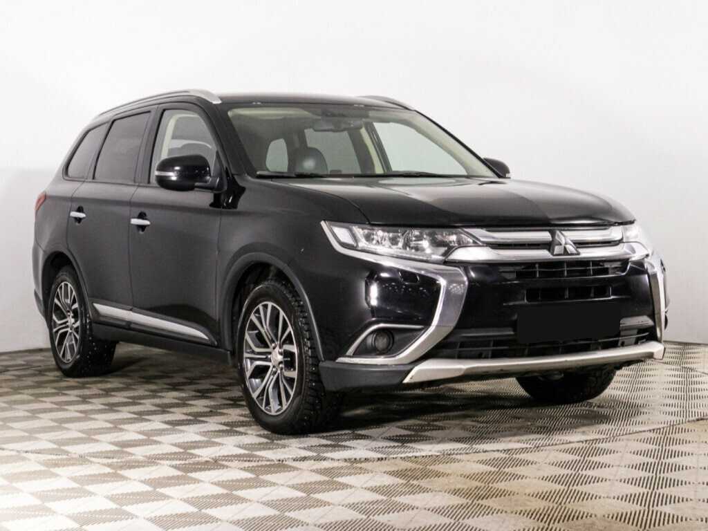 Mitsubishi Outlander с пробегом — 2016 год. Фото: #2