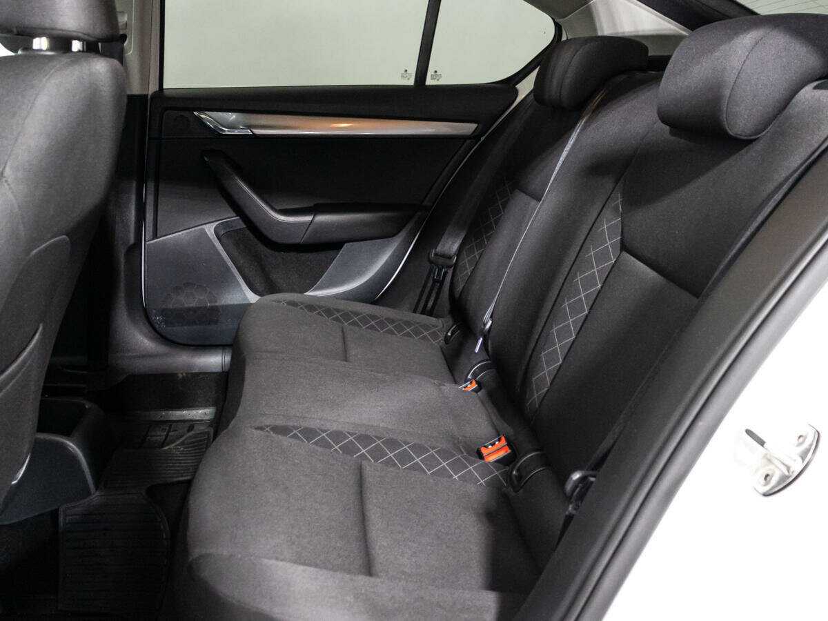 Skoda Octavia с пробегом — 2018 год. Фото: #9