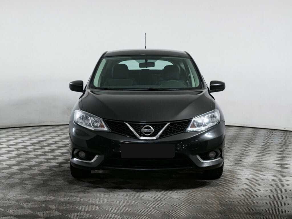 Nissan Tiida с пробегом — 2015 год. Фото: #1