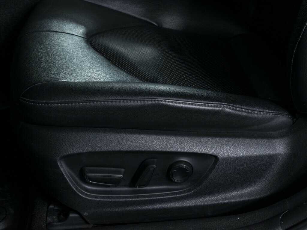 Toyota Camry с пробегом — 2021 год. Фото: #12