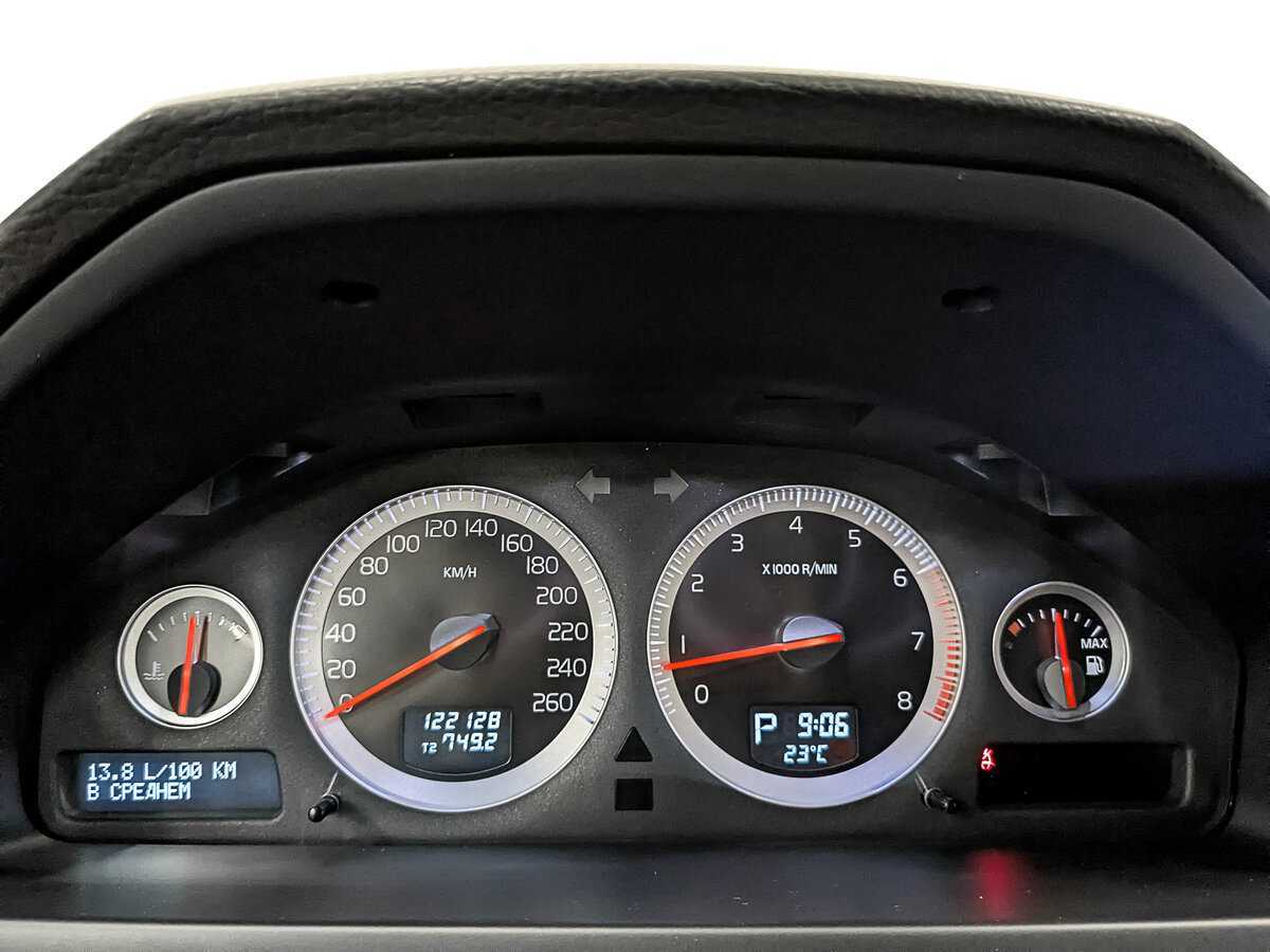 Volvo XC90 с пробегом — 2012 год. Фото: #13