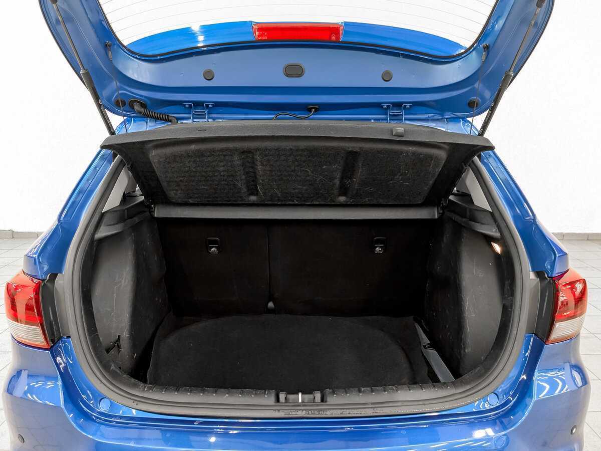 Kia Rio с пробегом — 2020 год. Фото: #9