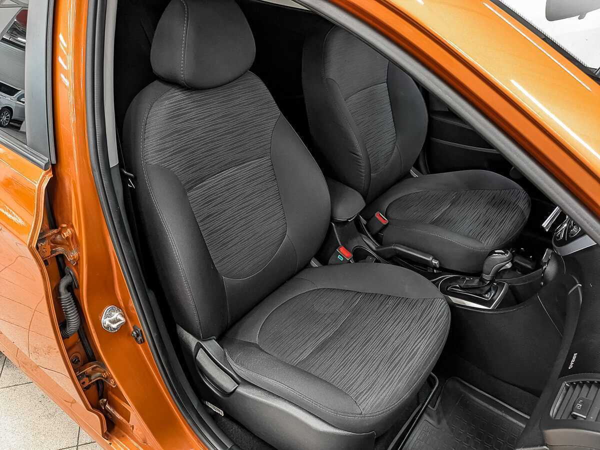 Hyundai Solaris с пробегом — 2015 год. Фото: #20