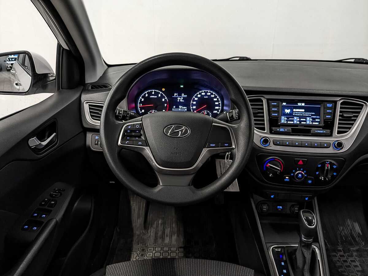 Hyundai Solaris с пробегом — 2021 год. Фото: #19