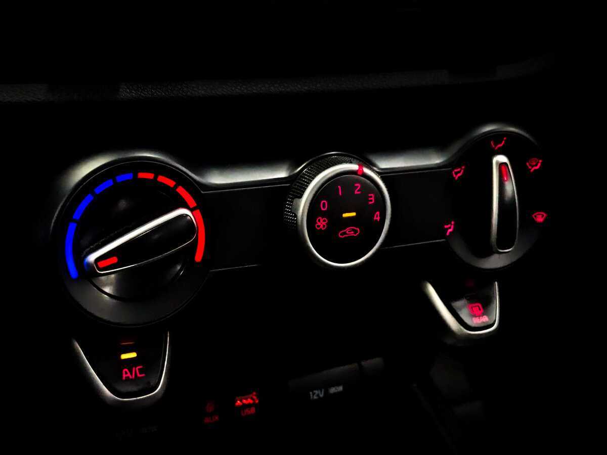 Kia Rio с пробегом — 2020 год. Фото: #21