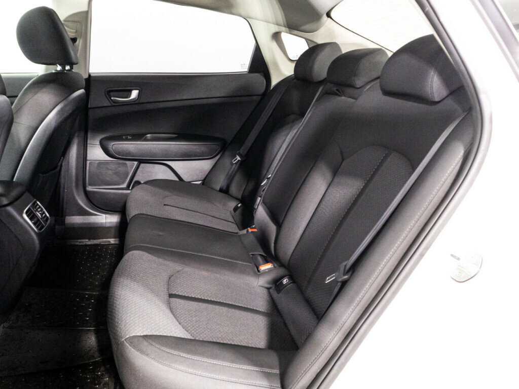 Kia Optima с пробегом — 2016 год. Фото: #9
