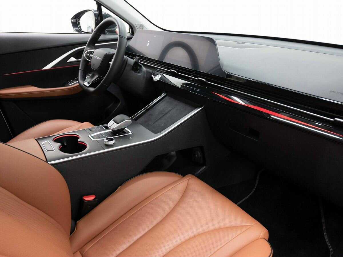 OMODA C5 с пробегом — 2023 год. Фото: #12