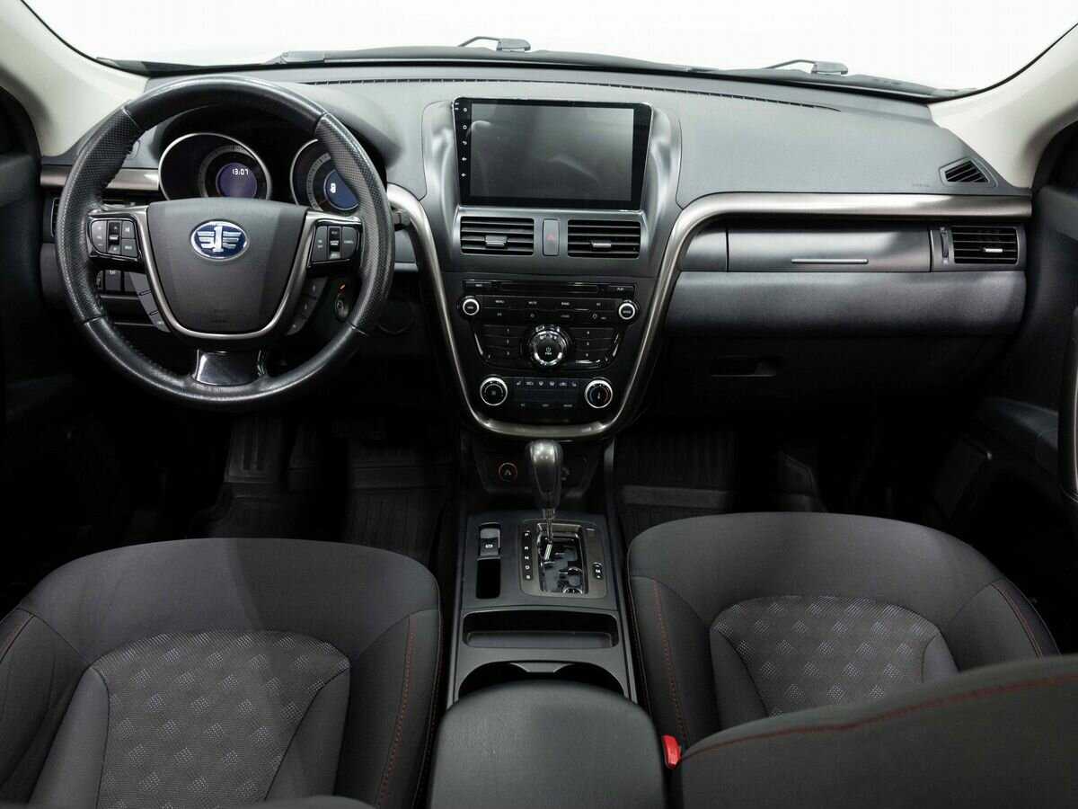 FAW Besturn X80 с пробегом — 2017 год. Фото: #13