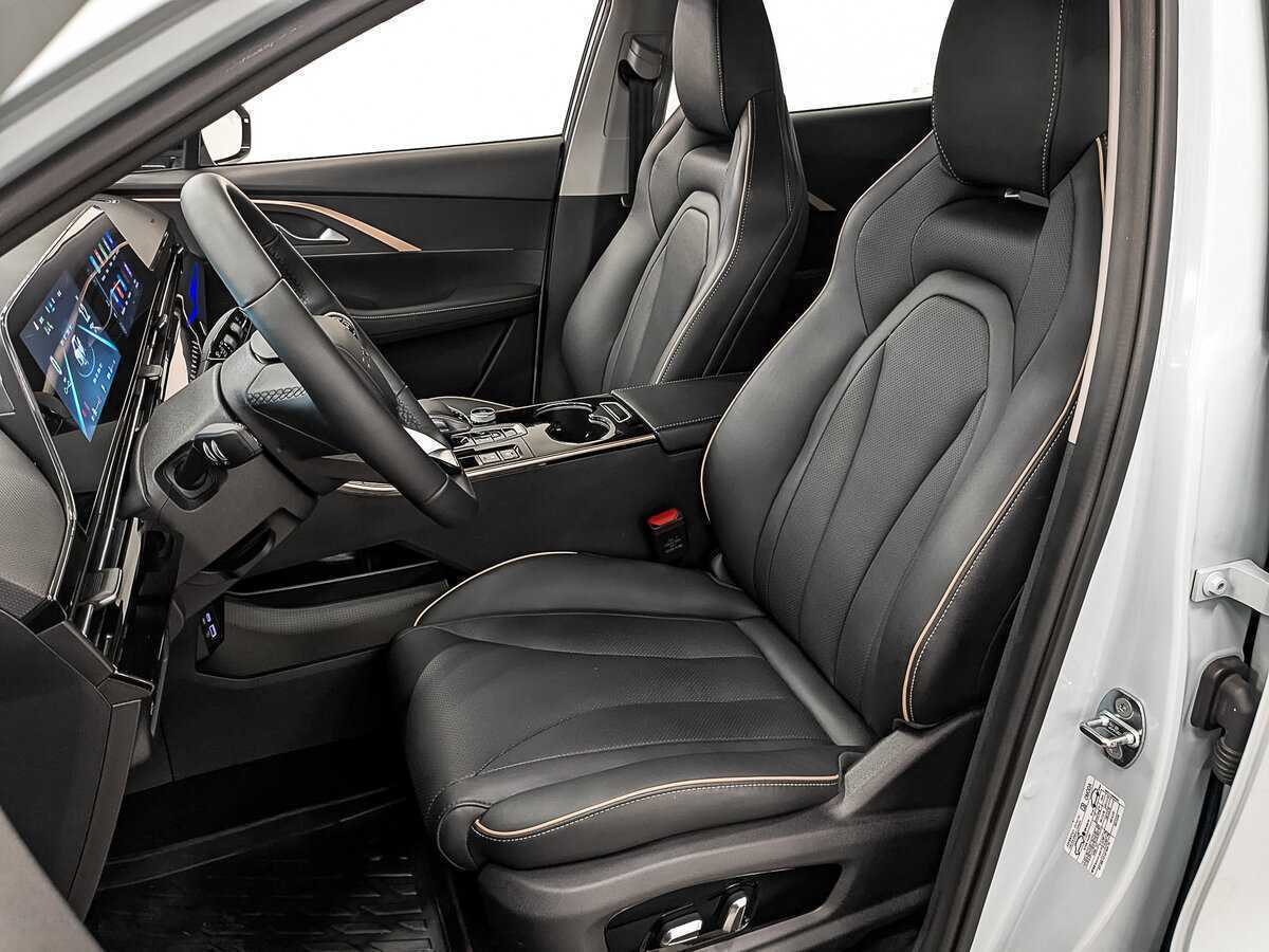 OMODA C5 с пробегом — 2023 год. Фото: #17