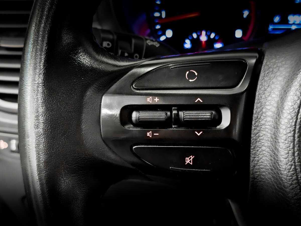 Kia Rio с пробегом — 2020 год. Фото: #25