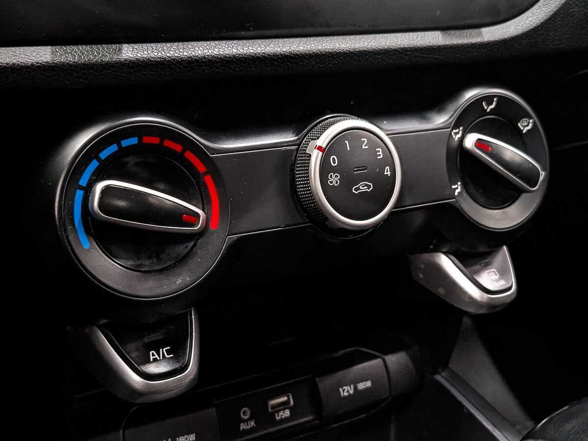 Kia Rio с пробегом — 2020 год. Фото: #19