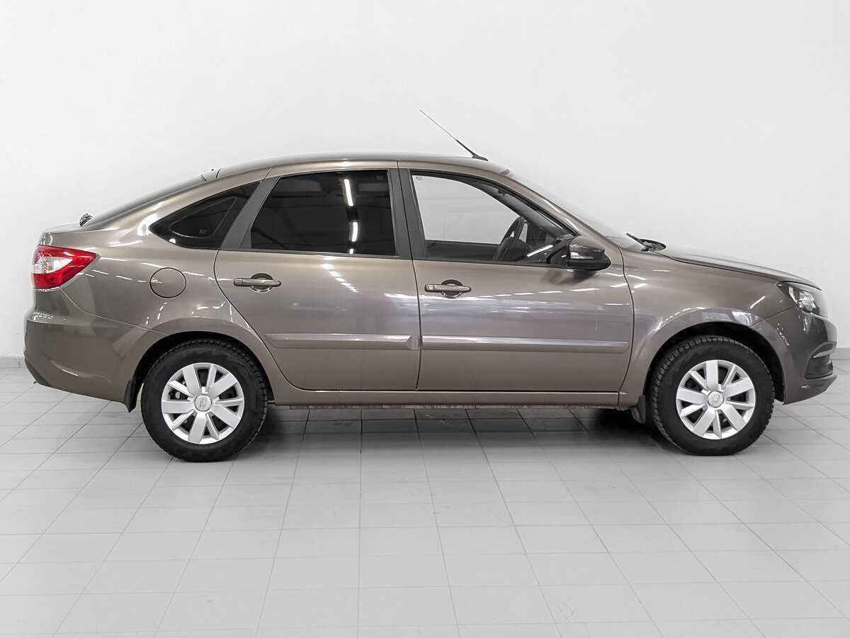 Lada (ВАЗ) Granta с пробегом — 2020 год. Фото: #3