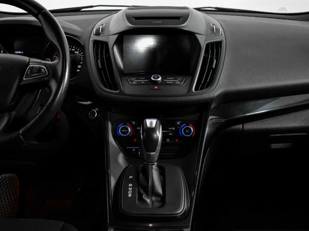 Ford Kuga с пробегом — 2017 год. Фото: #14