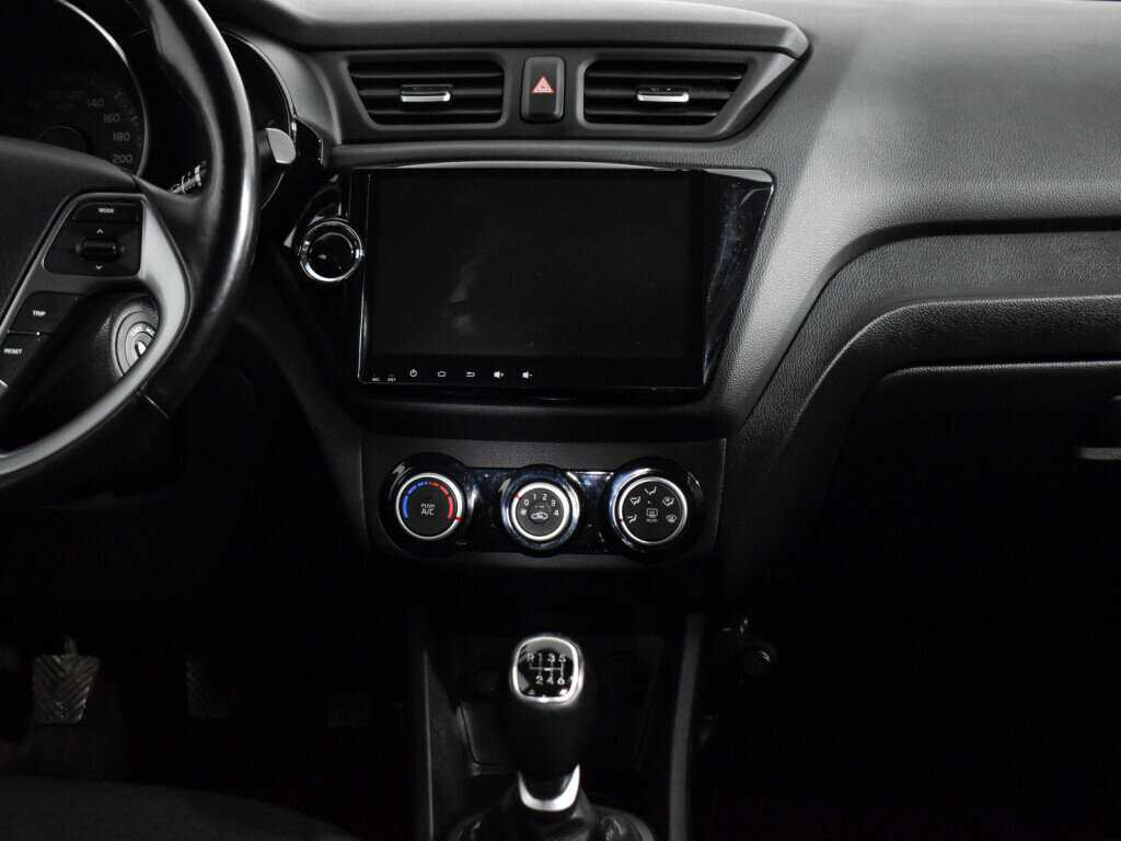 Kia Rio с пробегом — 2016 год. Фото: #16