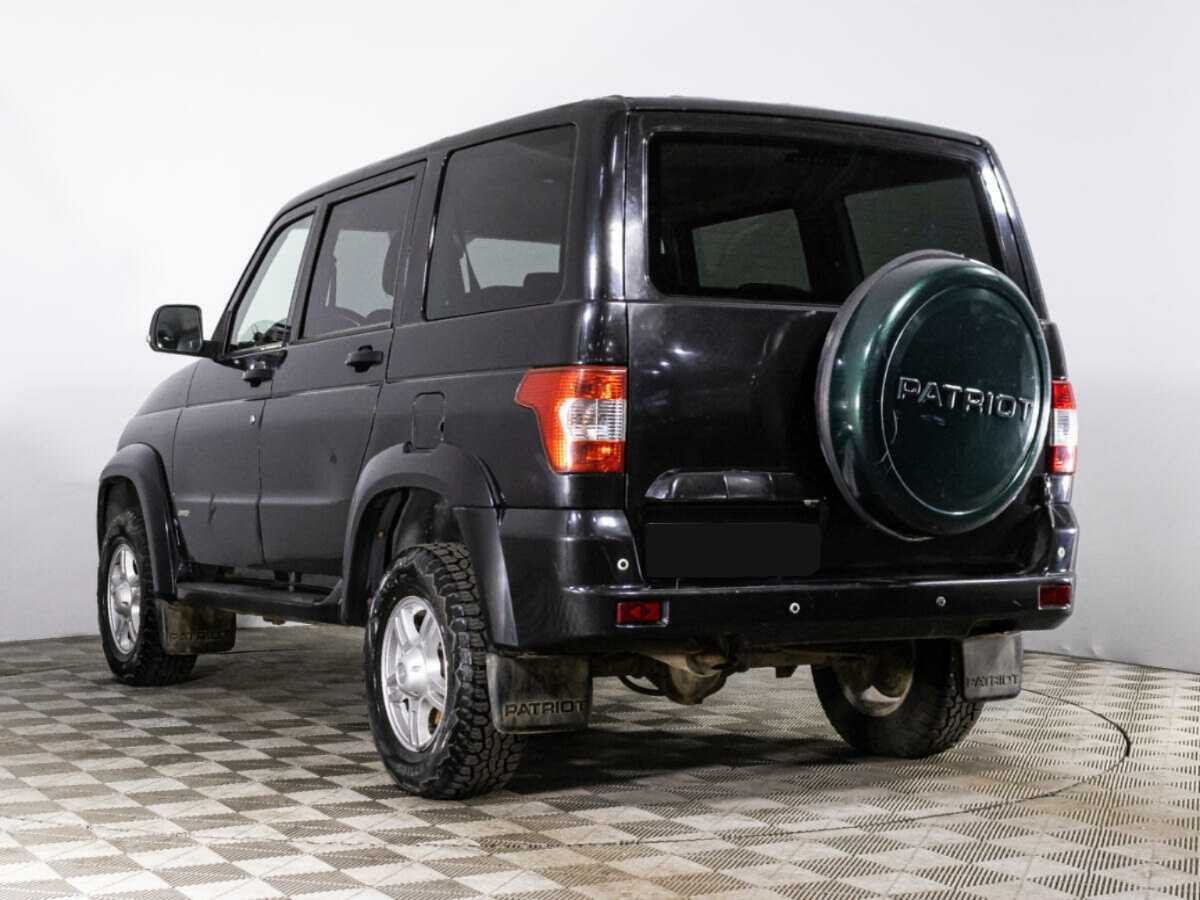 УАЗ Patriot с пробегом — 2015 год. Фото: #5