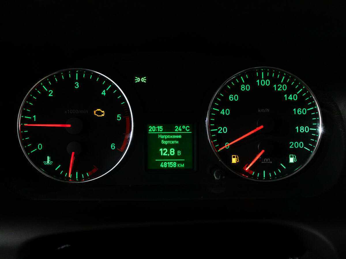 УАЗ Patriot с пробегом — 2015 год. Фото: #8