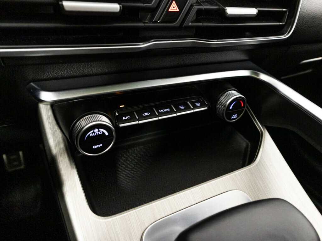 Geely Coolray с пробегом — 2023 год. Фото: #19