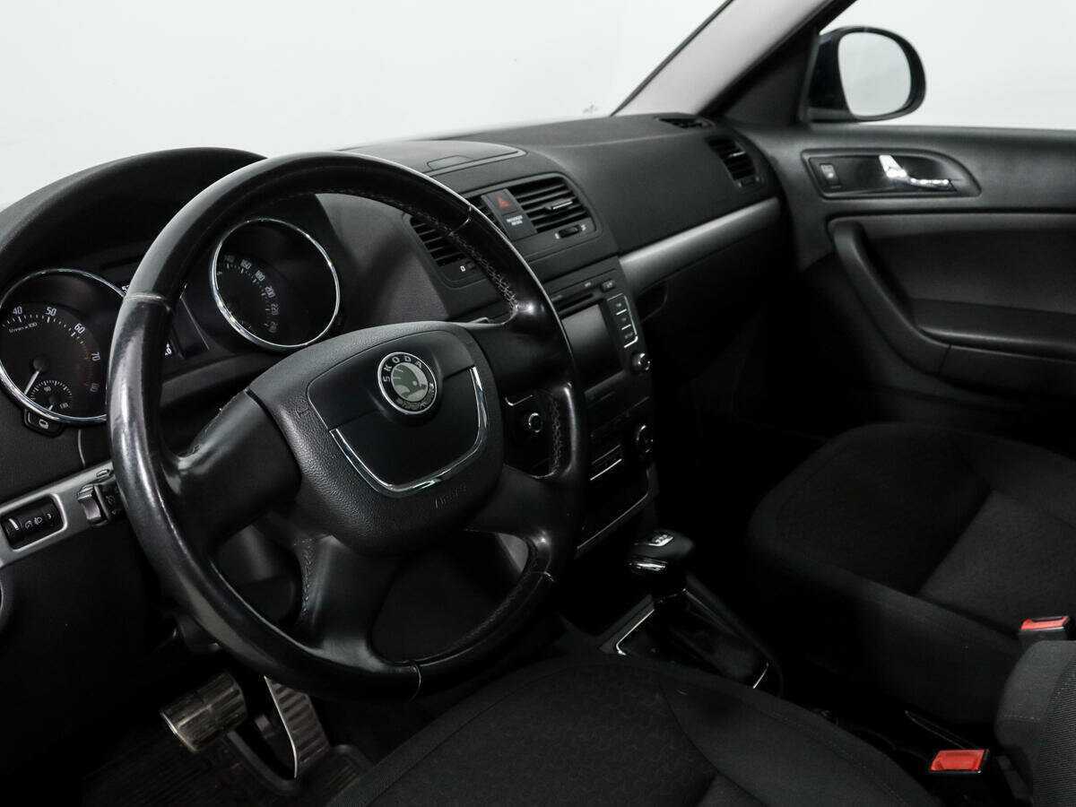 Skoda Yeti с пробегом — 2012 год. Фото: #8