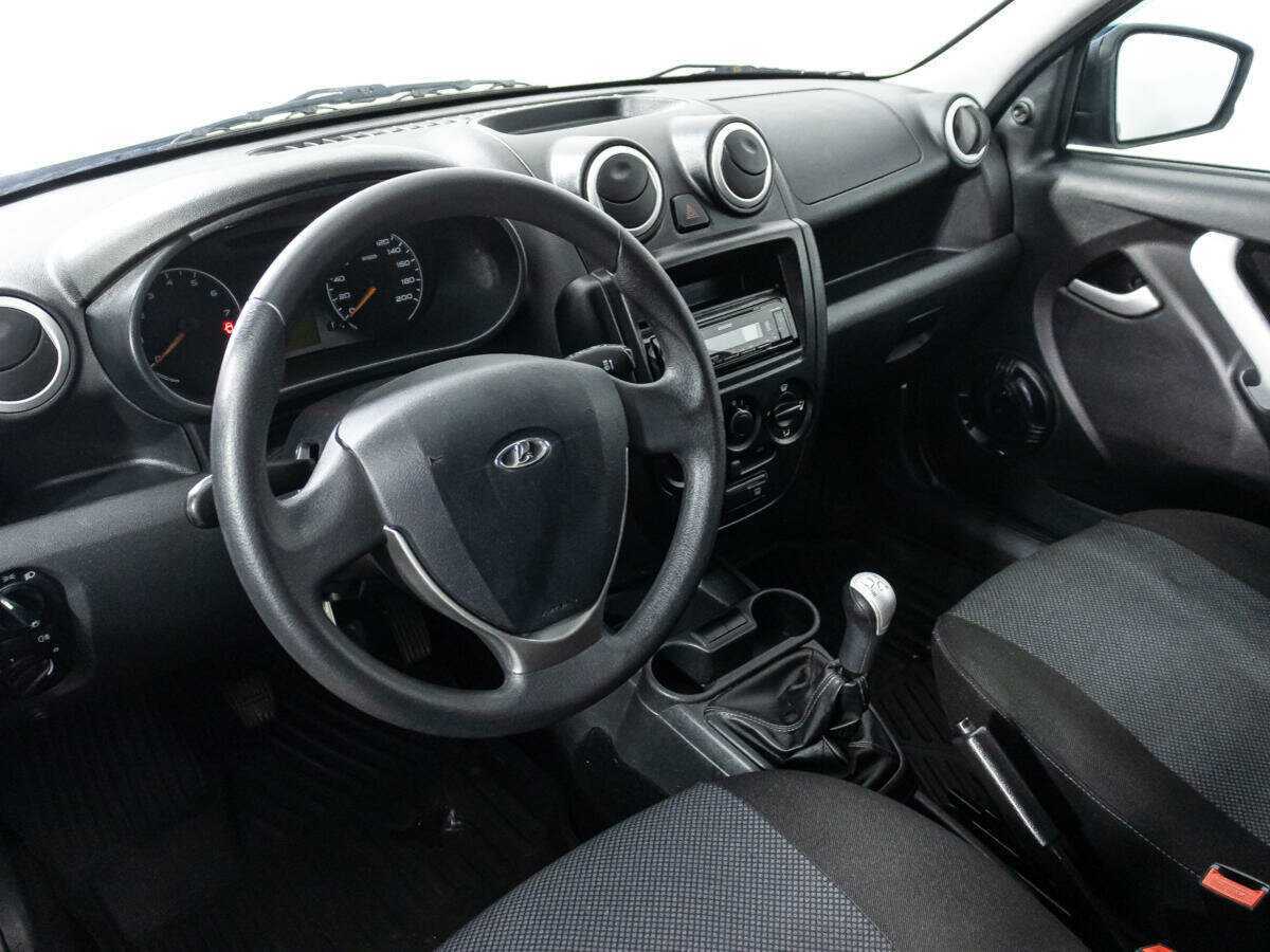 Lada (ВАЗ) Granta с пробегом — 2018 год. Фото: #9