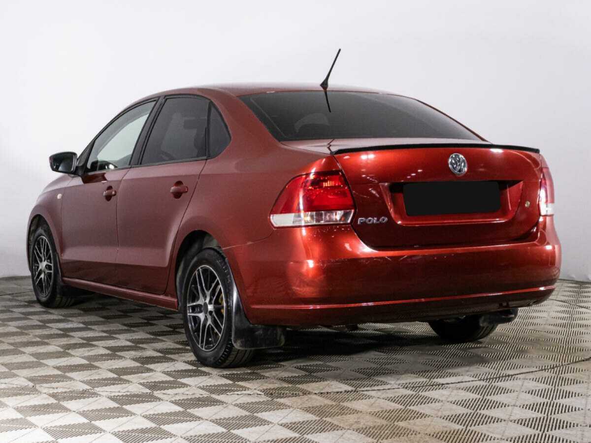 Volkswagen Polo с пробегом — 2014 год. Фото: #6
