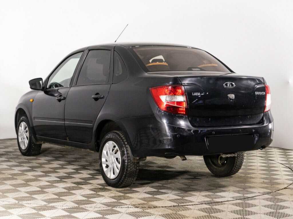Lada (ВАЗ) Granta с пробегом — 2016 год. Фото: #6