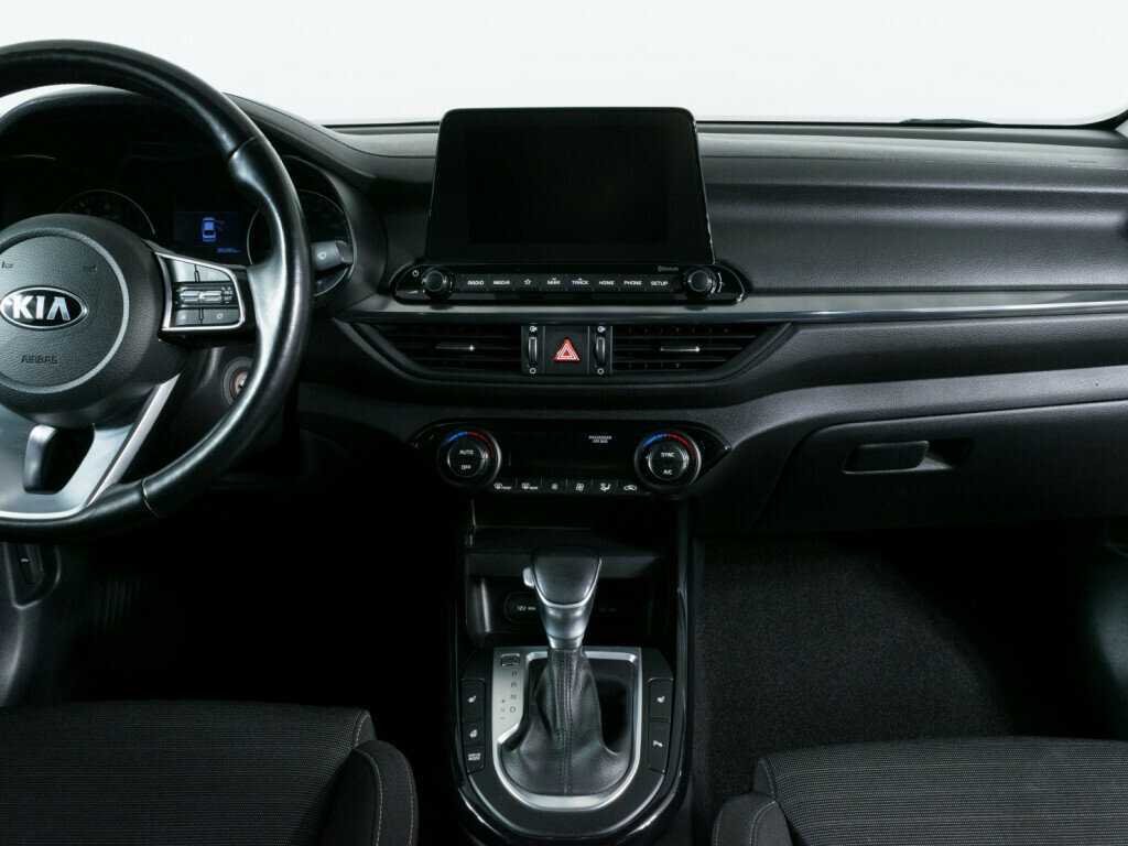Kia Cerato с пробегом — 2019 год. Фото: #8