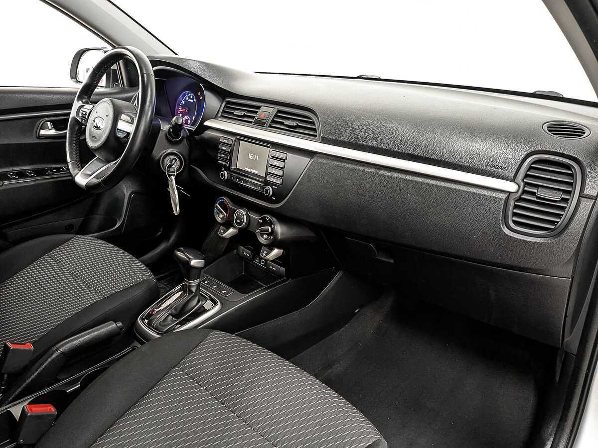 Kia Rio с пробегом — 2020 год. Фото: #12