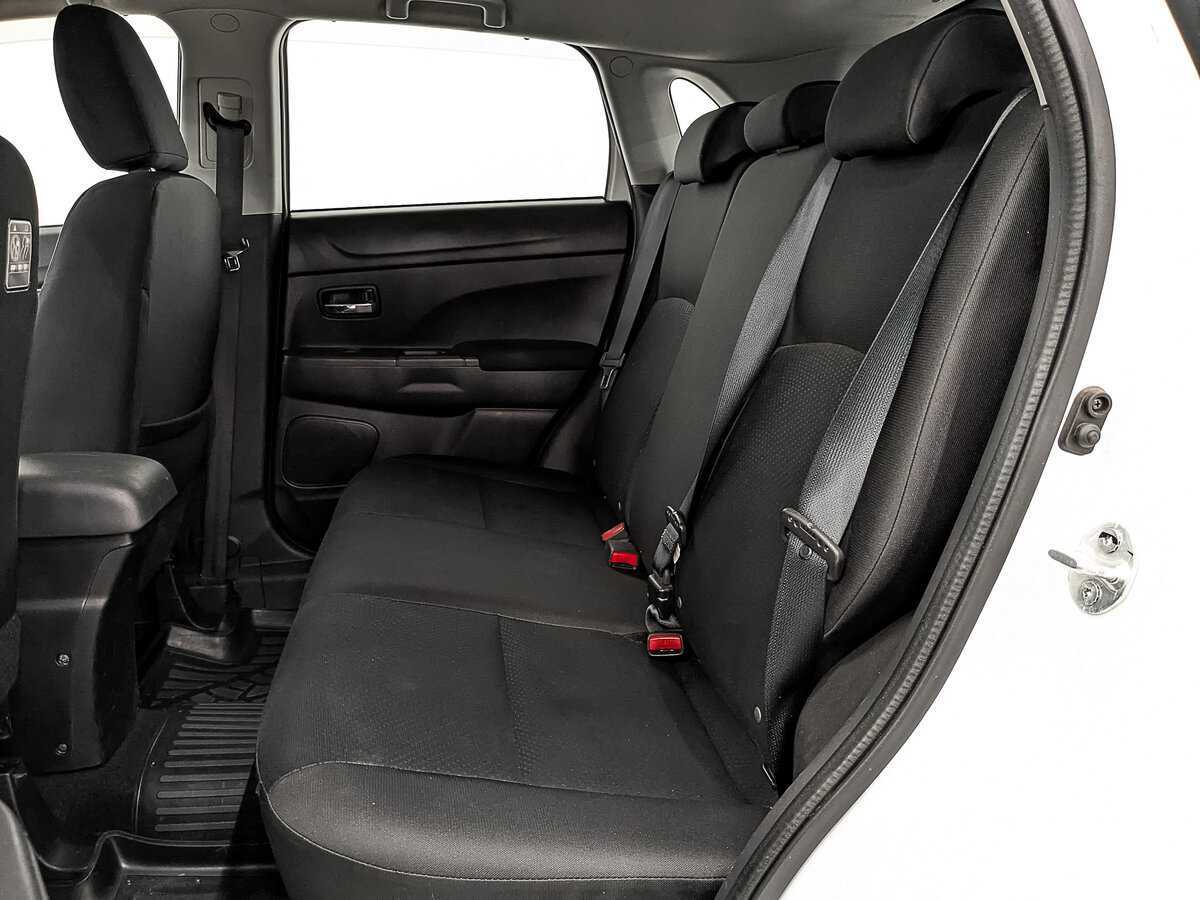 Mitsubishi ASX с пробегом — 2014 год. Фото: #17