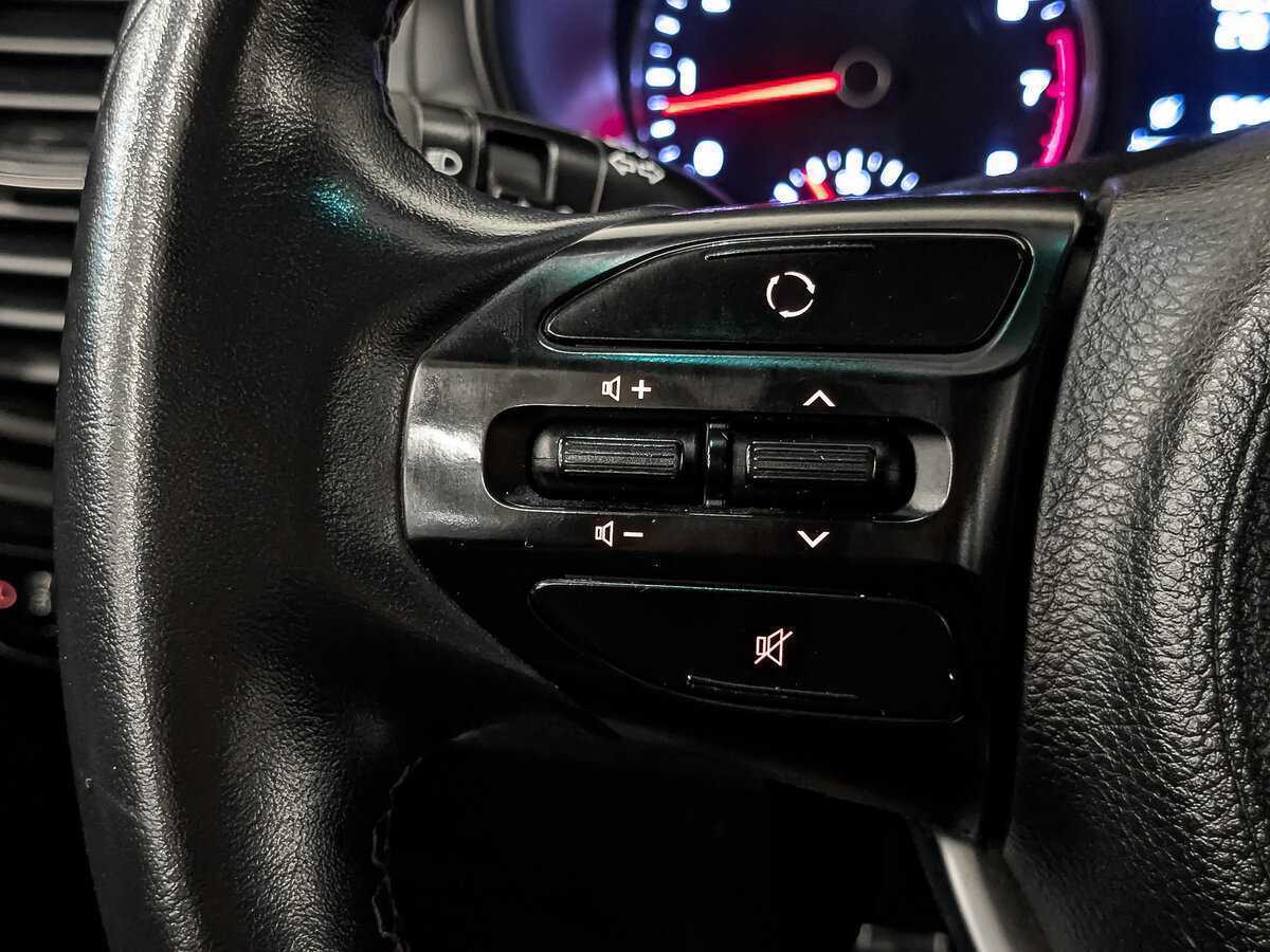 Kia Rio с пробегом — 2020 год. Фото: #22