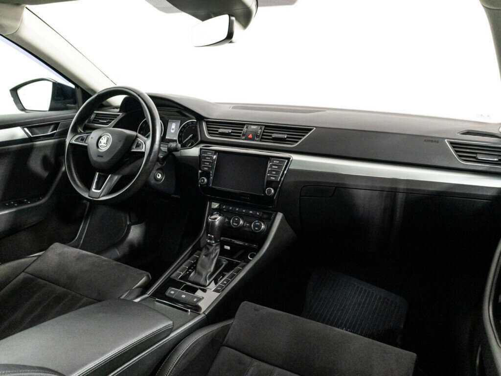 Skoda Superb с пробегом — 2017 год. Фото: #8