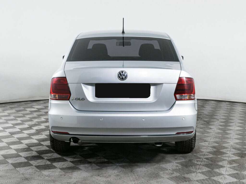 Volkswagen Polo с пробегом — 2016 год. Фото: #4