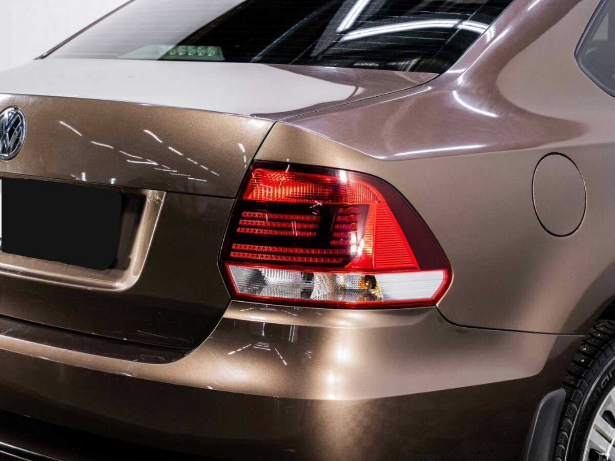 Volkswagen Polo с пробегом — 2016 год. Фото: #22