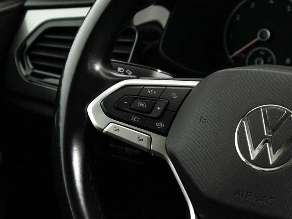 Volkswagen Polo с пробегом — 2021 год. Фото: #17